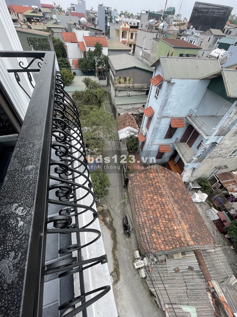 Bán nhà Phúc Lợi ô tô thang máy 6,5 tỷ có thương lượng
