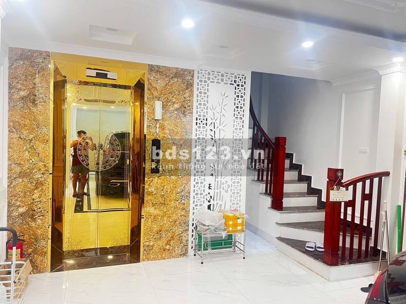 Bán nhà đẹp, TT Phường Thạch Bà, Long Biên. DT: 60m2 × 6 Tầng Thang Máy. MT: 4m × GIÁ: 8.45 Tỷ