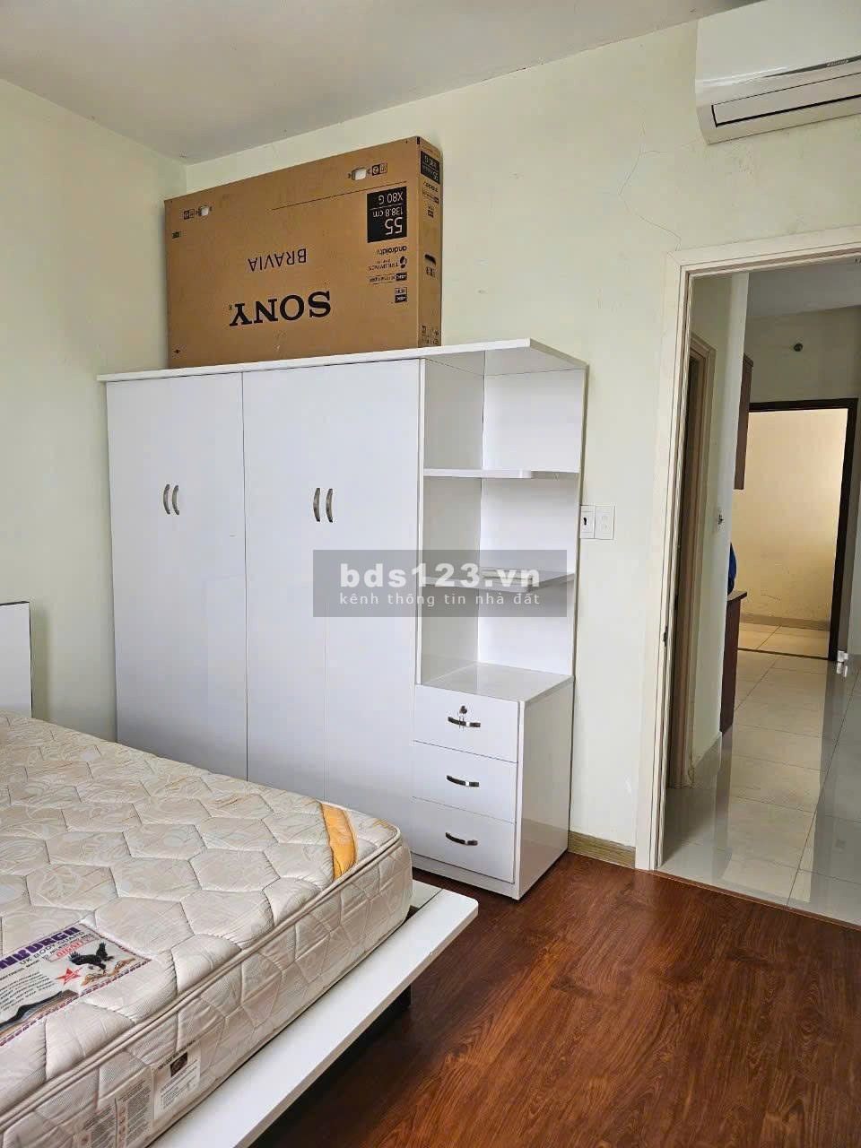 C/c Botanica, Hồng hà, p2, Tân BÌnh: 77m2 - 2p ngủ, 2wc, Nt, 17,5tr/th