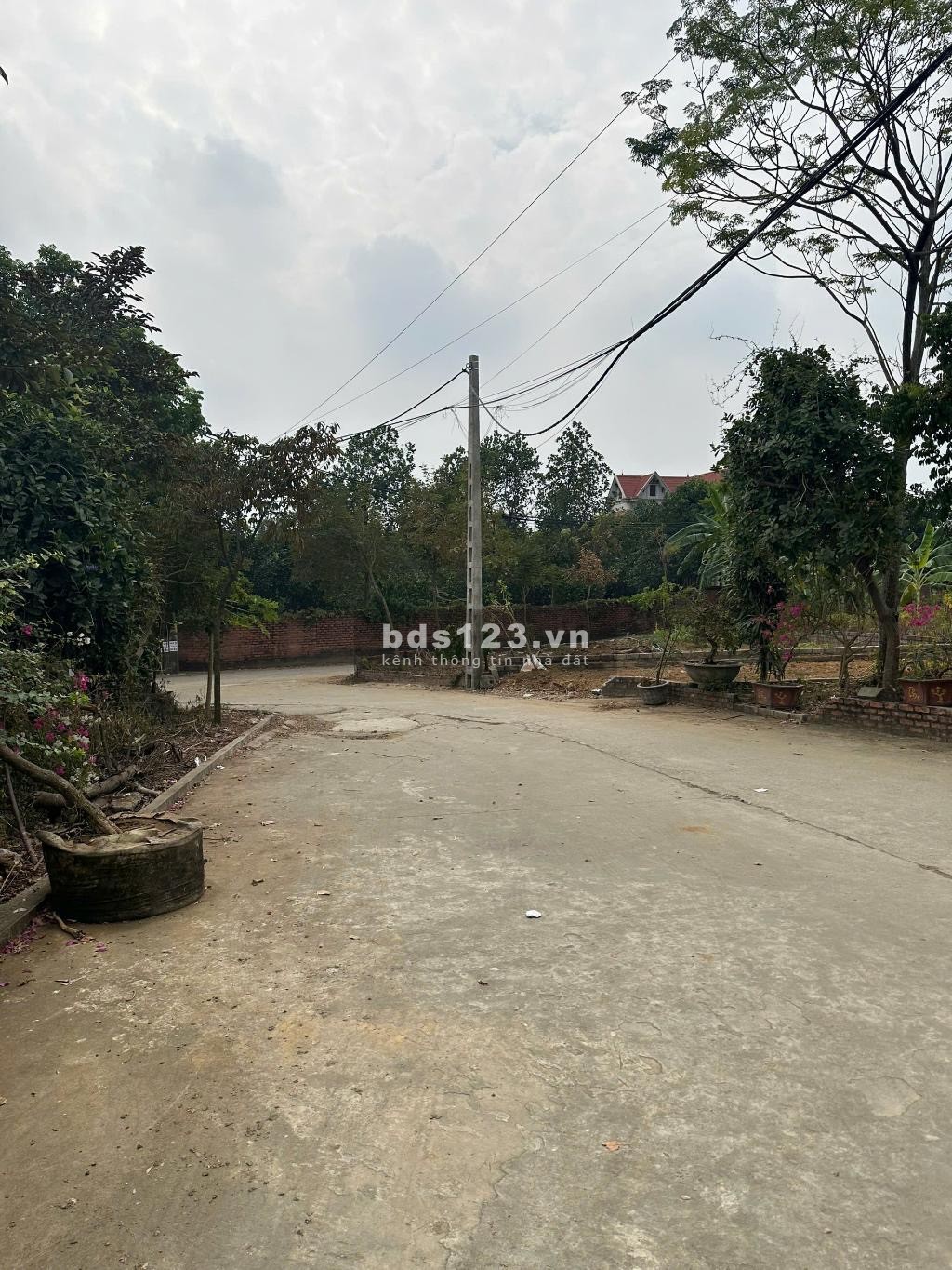 Em Bán Mảnh Đất, Đường Cống Võng - Cầu Sông, huyện Thạch Thất, DT65m2, Giá 2.6tỷ
