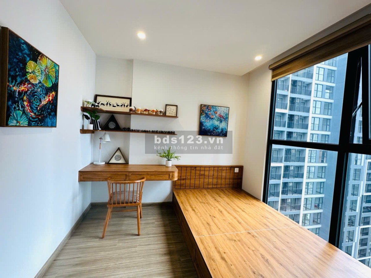 Cho thuê căn hộ 3 phòng ngủ rộng 100m2. Giá chỉ 15tr/tháng full nội thất đẹp