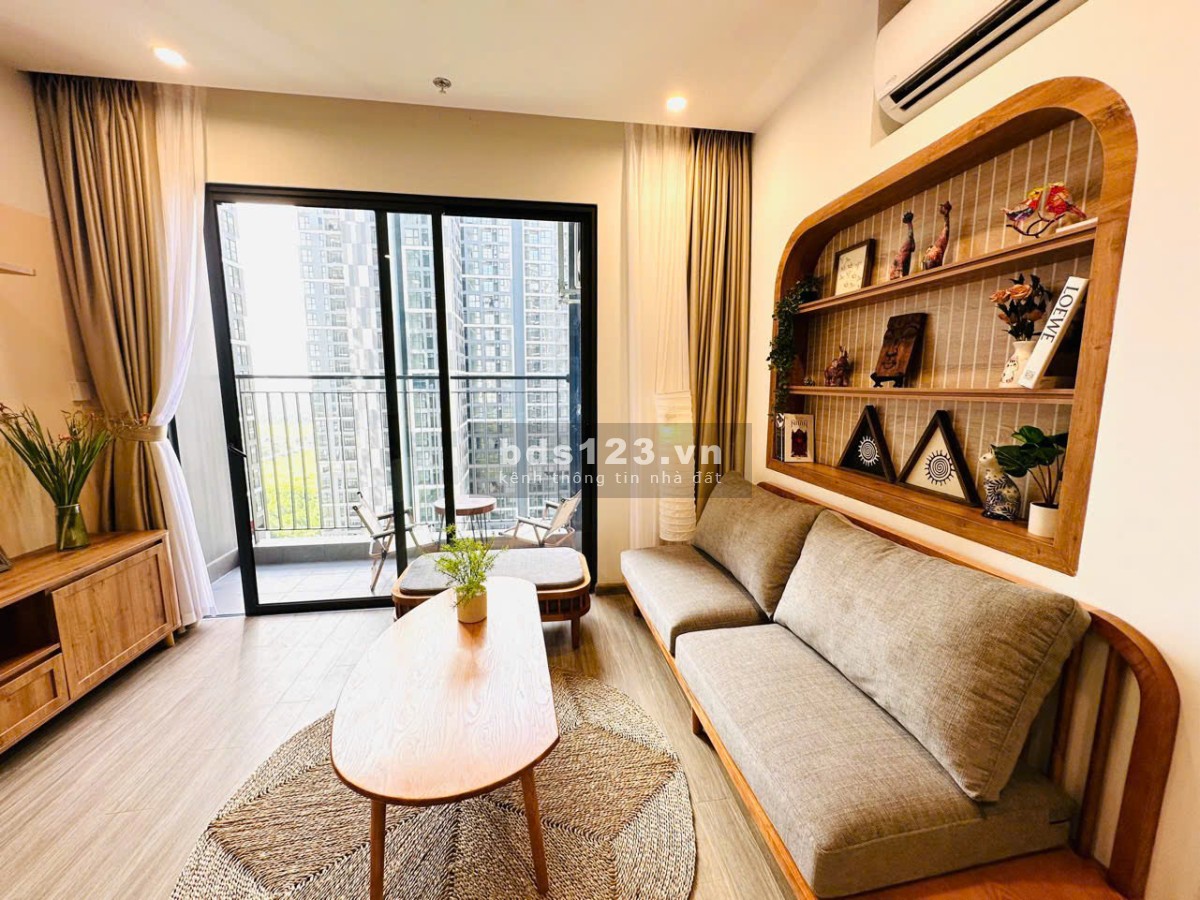Cho thuê căn hộ 3 phòng ngủ rộng 100m2. Giá chỉ 15tr/tháng full nội thất đẹp