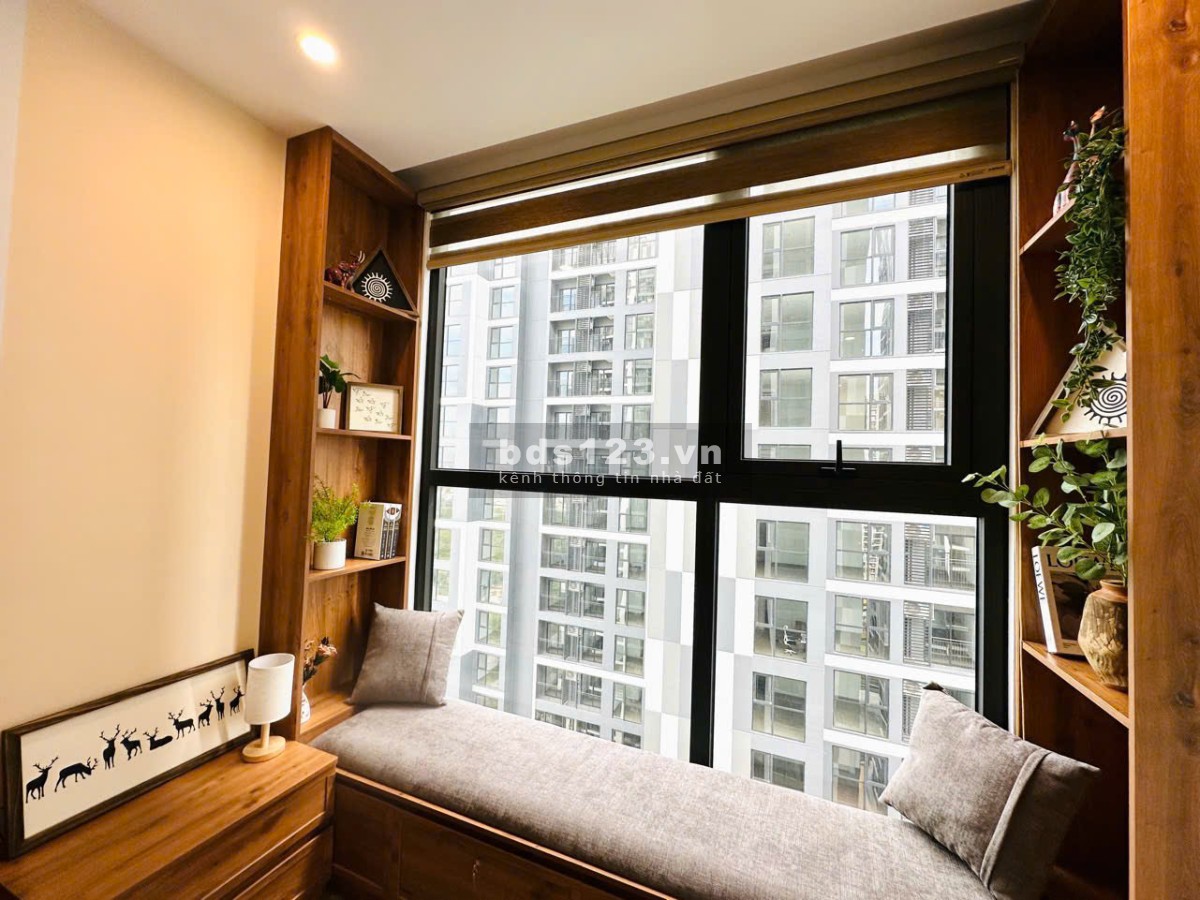 Cho thuê căn hộ 3 phòng ngủ rộng 100m2. Giá chỉ 15tr/tháng full nội thất đẹp