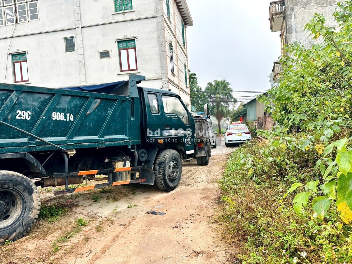 Bán lô đất 42.6 M2, MT4.5 Mai Lâm, Đông Anh, ngõ ô tô, sát bìa, giá đầu tư, 0375555372
