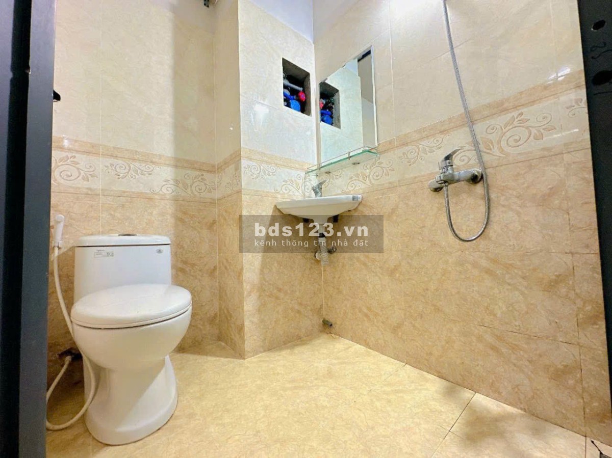 Cho thuê phòng mới có gác sát Đại Học Văn Lang 116/46 Dương Quảng Hàm p5 Gò Vấp