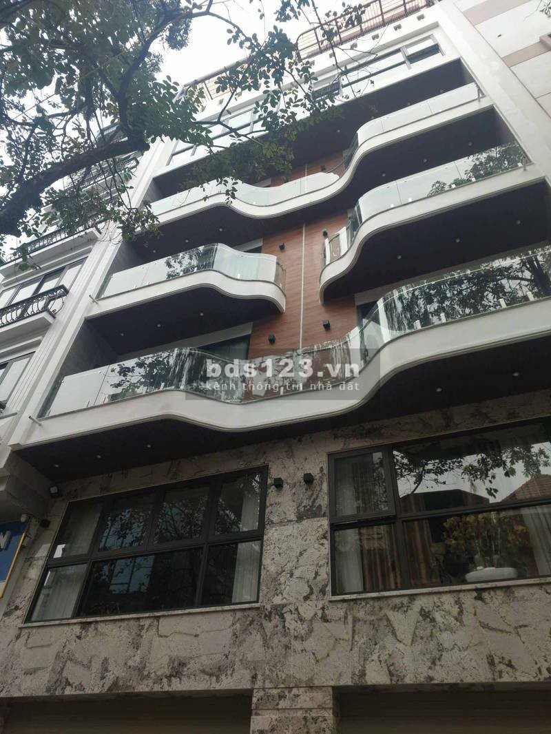 Nhà đẹp phố Nguyễn Văn Cừ, Gia Thụy, Long Biên. DT: 48m2, 7 Tầng, MT: 4.5m, GIÁ: 20.95 Tỷ