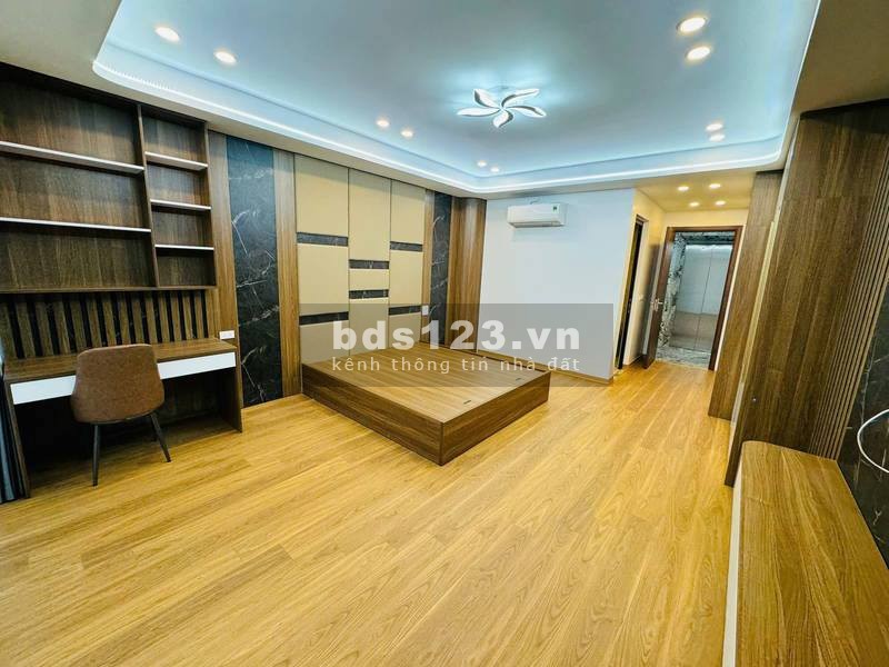 Nhà đẹp phố Nguyễn Văn Cừ, Gia Thụy, Long Biên. DT: 48m2, 7 Tầng, MT: 4.5m, GIÁ: 20.95 Tỷ