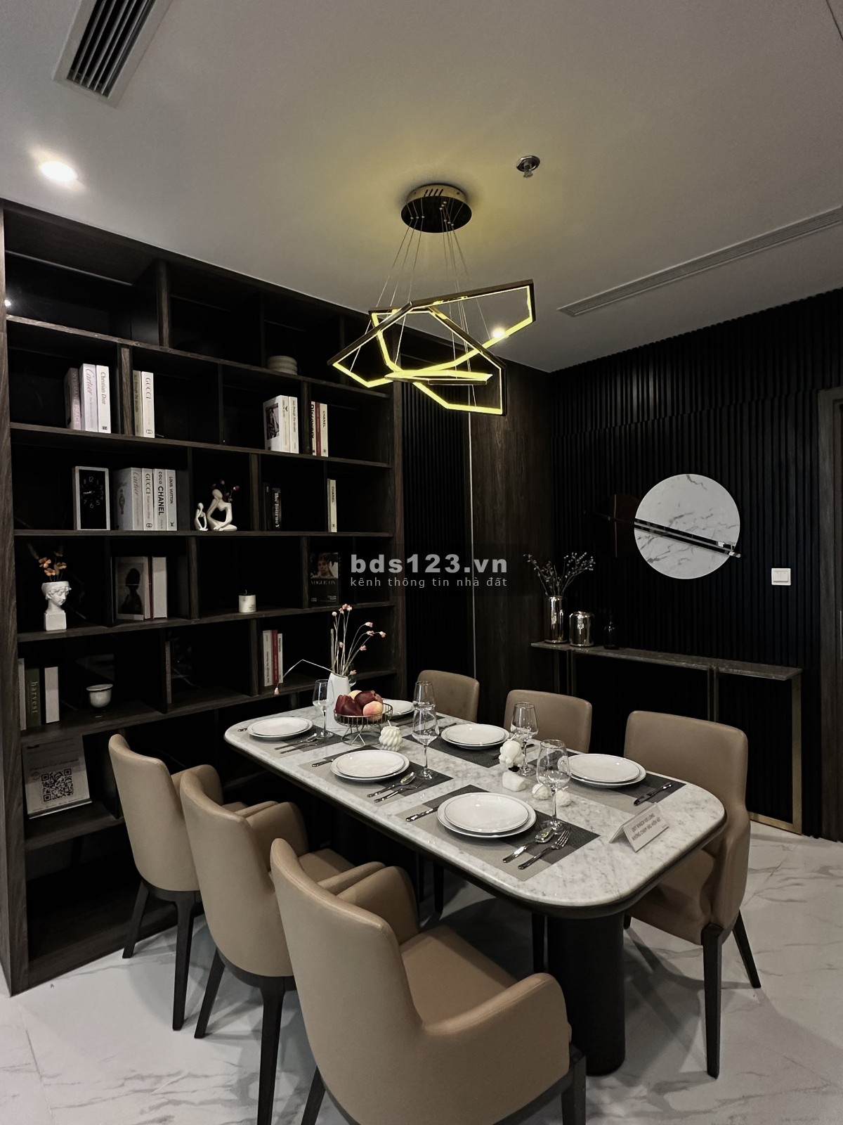 Em có full rổ hàng 5.000 căn hộ 1PN,2PN,3PN giá tốt nhất TT chủ đầu tư thị trường Vinhomes Grand Pảk