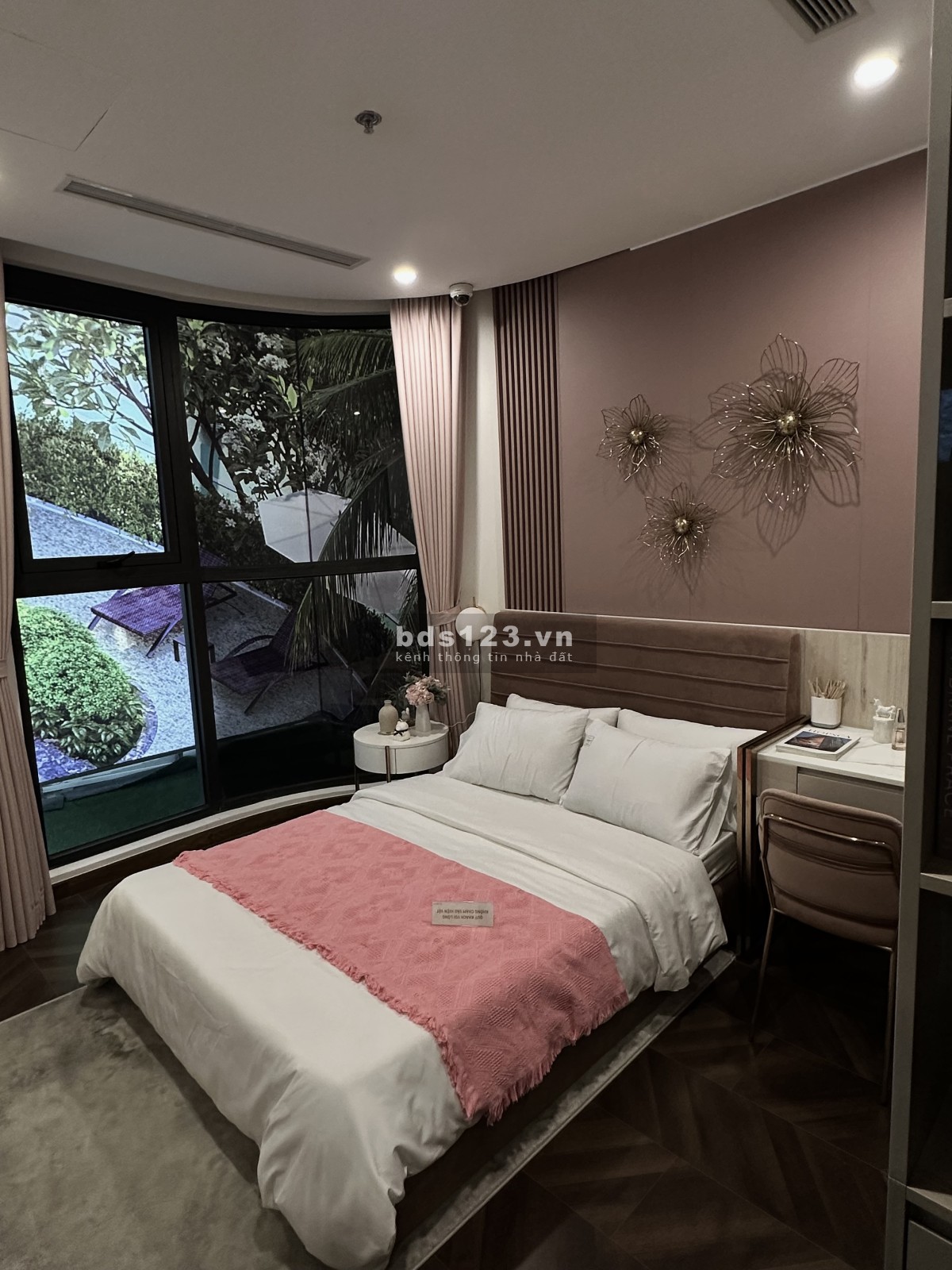 Em có full rổ hàng 5.000 căn hộ 1PN,2PN,3PN giá tốt nhất TT chủ đầu tư thị trường Vinhomes Grand Pảk