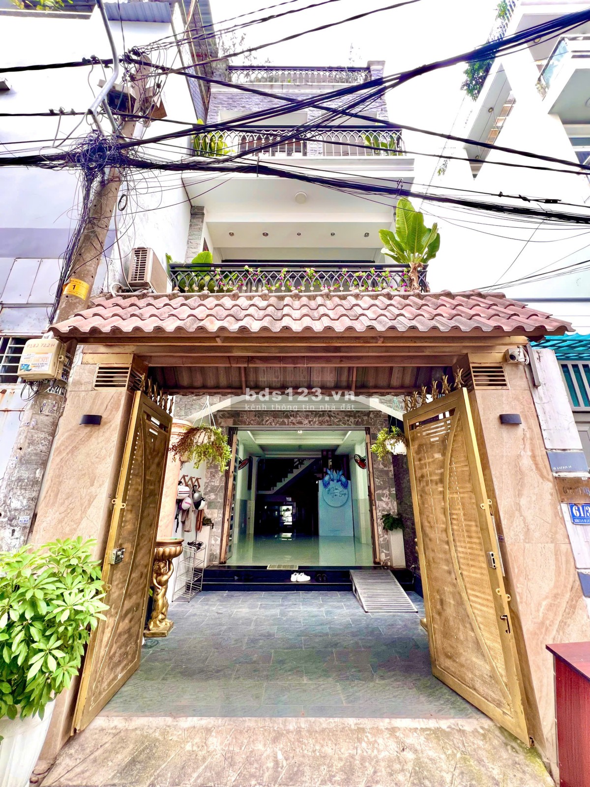 Bán nhà hẻm xe hơi quay đầu 4 tầng lầu, đường Nguyễn Thị Kiểu Q12