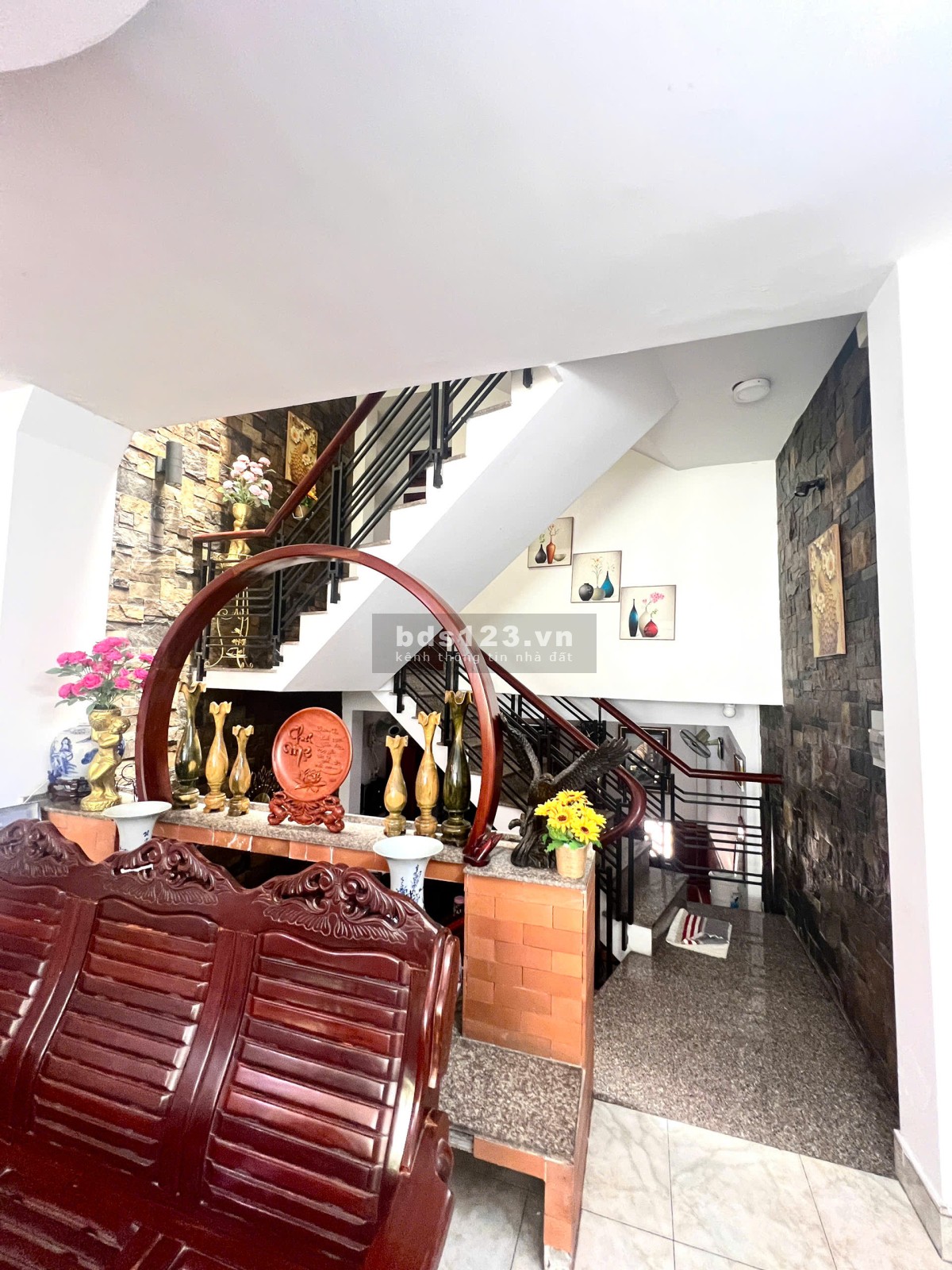 Bán nhà hẻm xe hơi quay đầu 4 tầng lầu, đường Nguyễn Thị Kiểu Q12