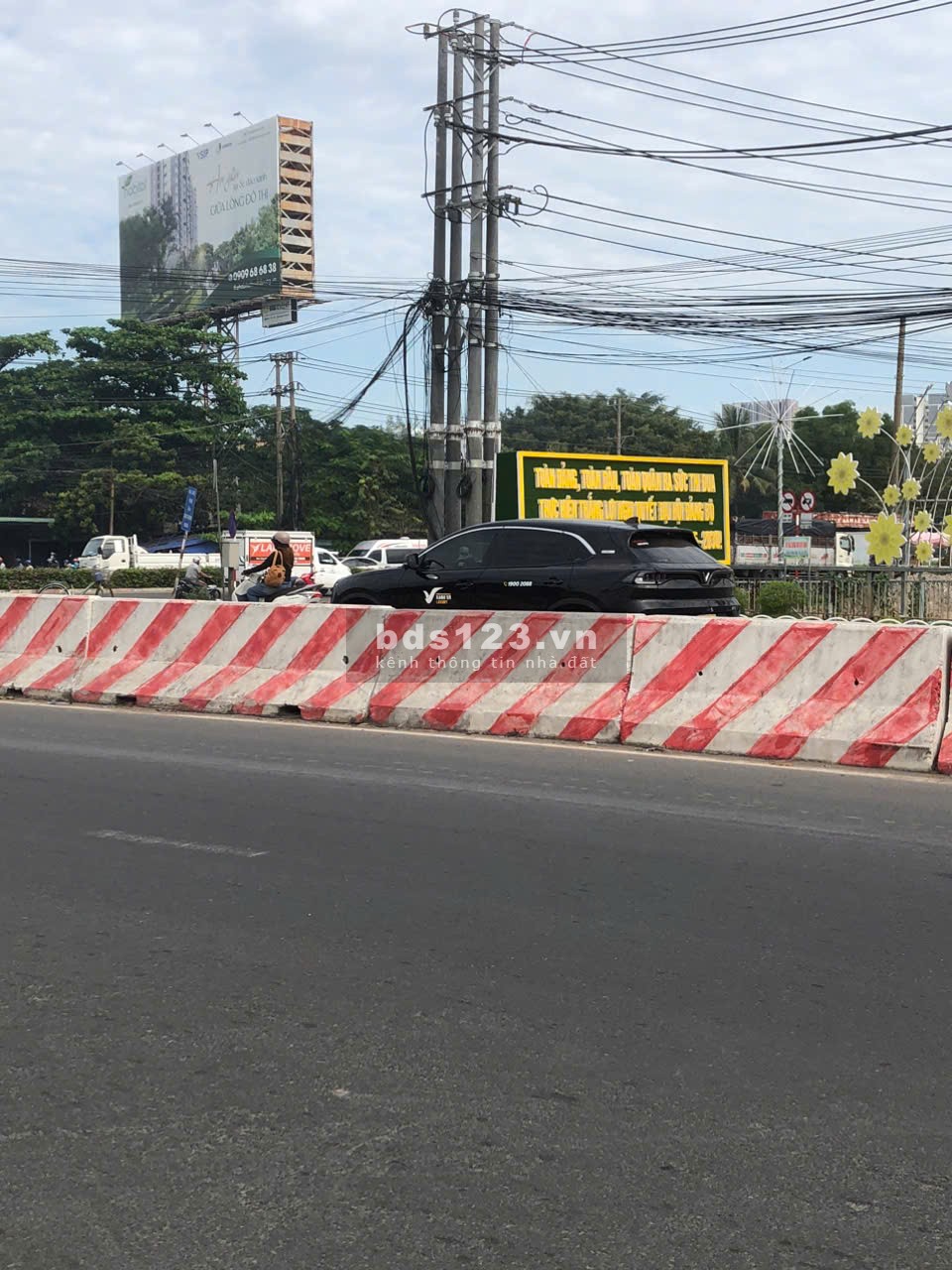 Bán nhà Thuận An đường ô tô DT 97 M2 giá 2,95 tỷ TL