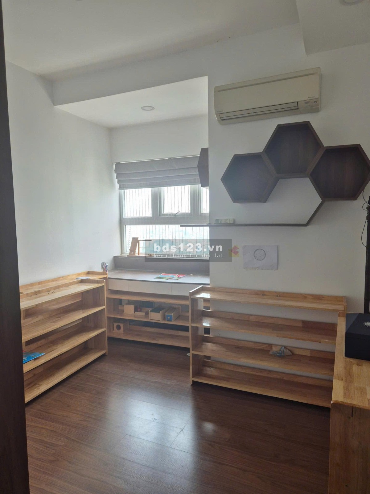 Chung cư Bàu cát, P10, Tân BÌnh: 2p ngủ, 2wc, NT, giá 11tr/th
