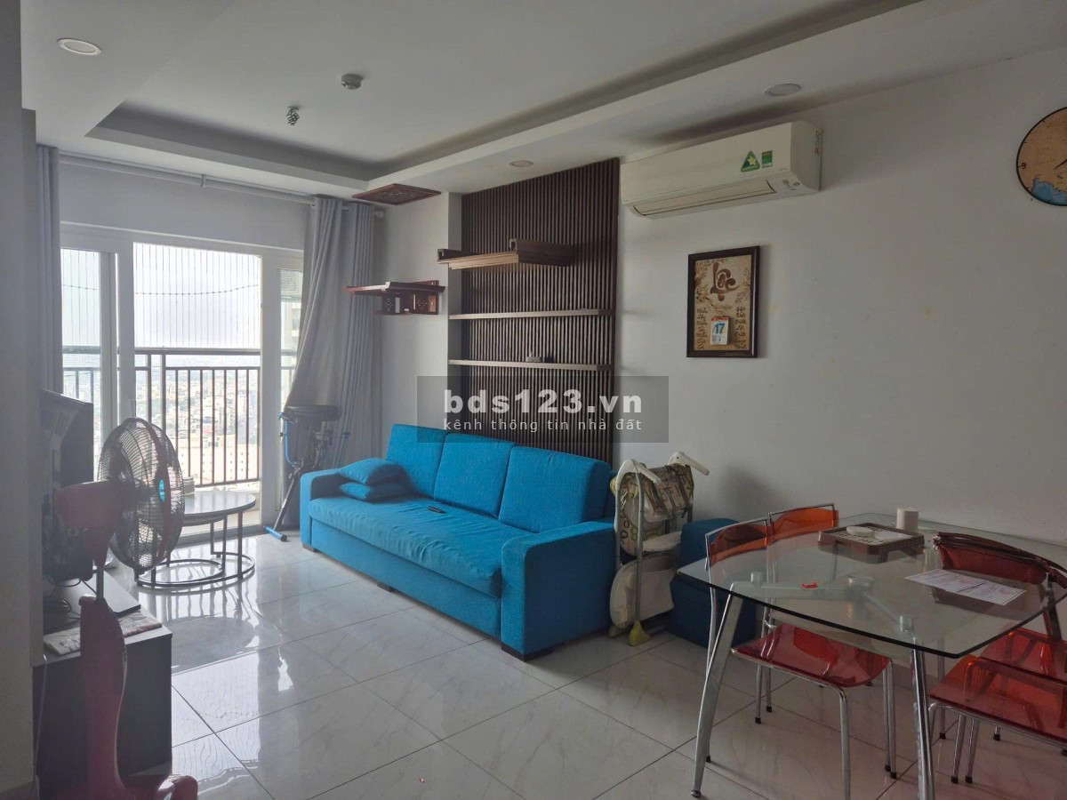 Chung cư Bàu cát, P10, Tân BÌnh: 2p ngủ, 2wc, NT, giá 11tr/th