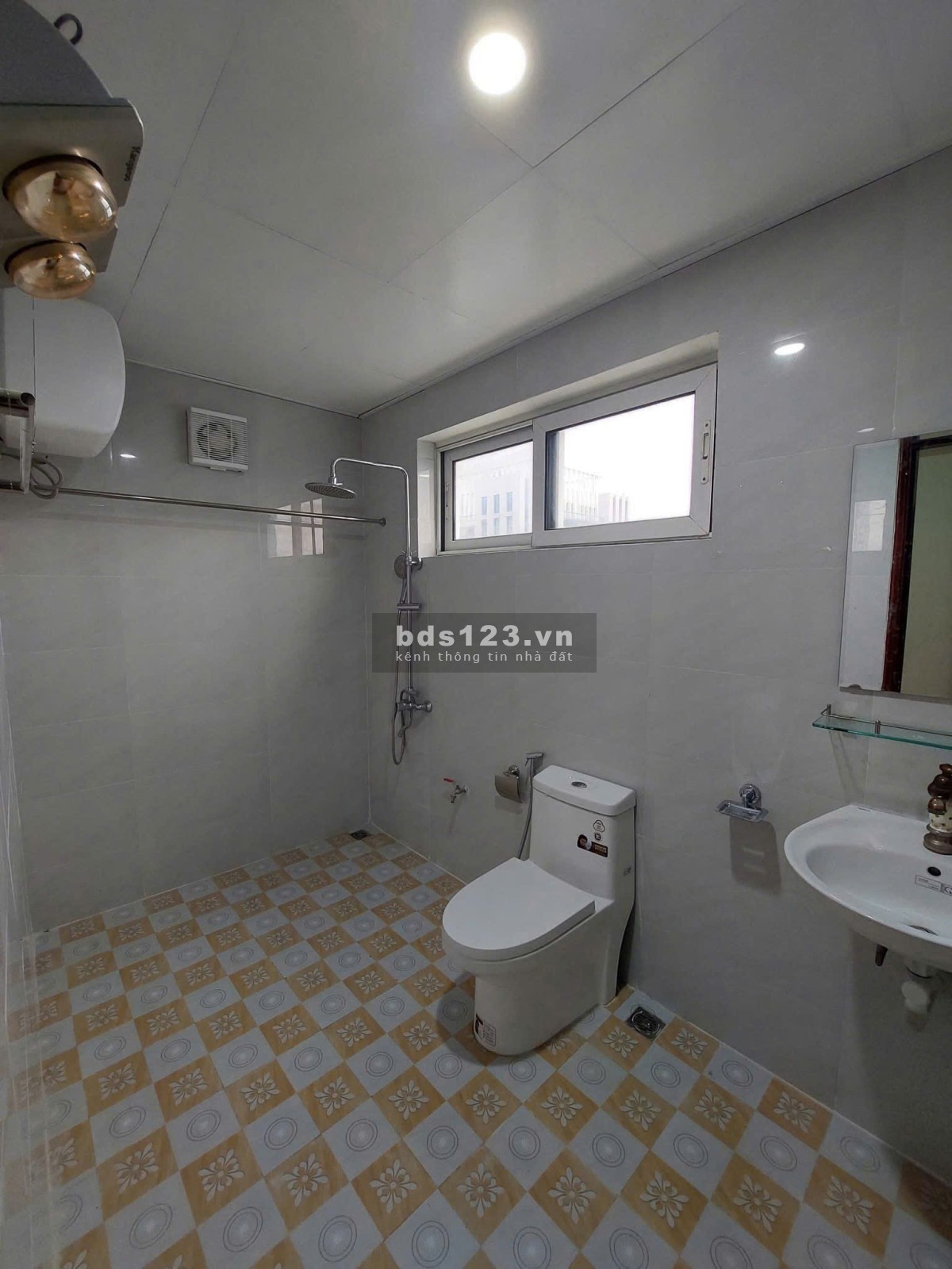 Chung cư An Lộc, Đường 07, P17, Gò Vấp: 12tr/th, 3p ngủ, 2wc, 120m2
