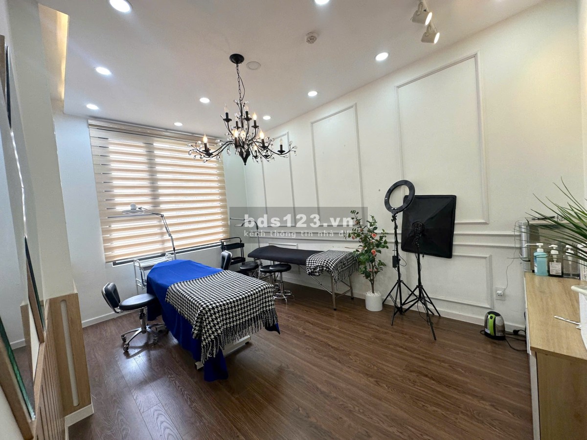 Bán căn hộ cực kỳ đặc biệt, nội thất đẹp tại chung cư Jamila Khang Điền