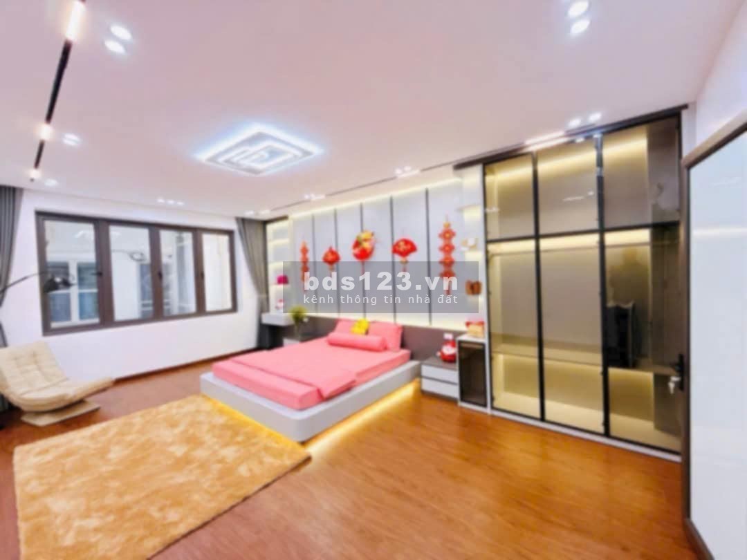 Siêu hiếm Long Biên - Lô góc - Dân xây - 20m ô tô tránh - 10xx