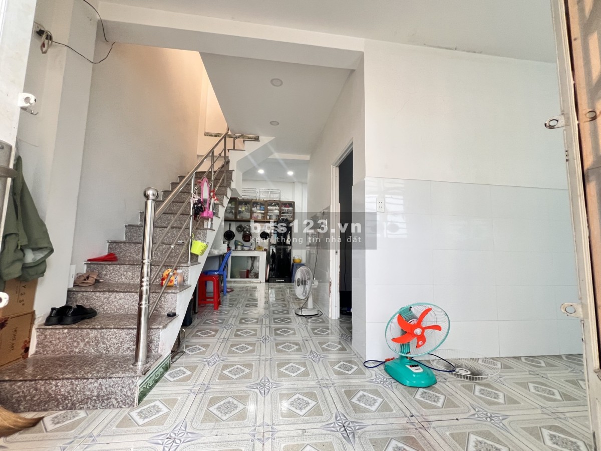 Ngay UBND phường Trường Thọ - 2 Tầng BTCT – 40M2 - Ngang 5M - Chỉ 2.85 tỷ