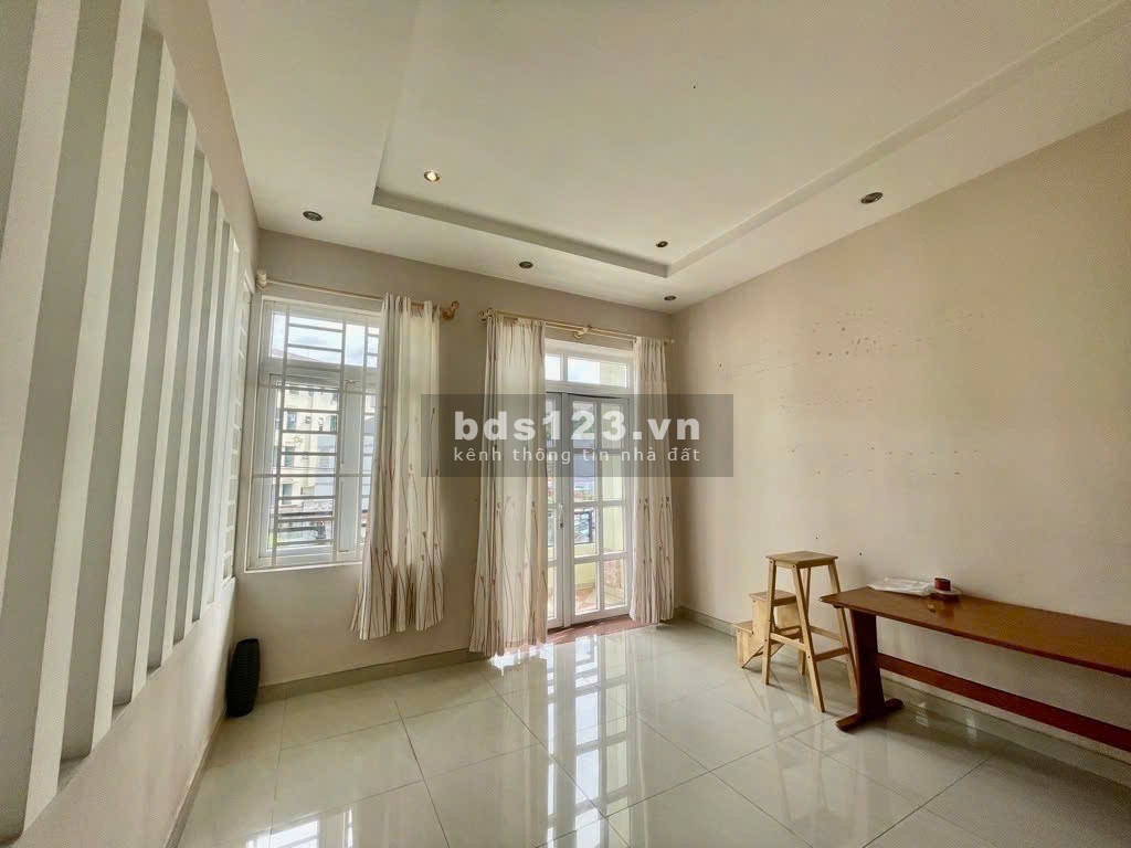 Sót 1 ngay cao đẳng Công Thương - 75M2 - Mặt tiền đường nhựa 6m - Còn 5ty9