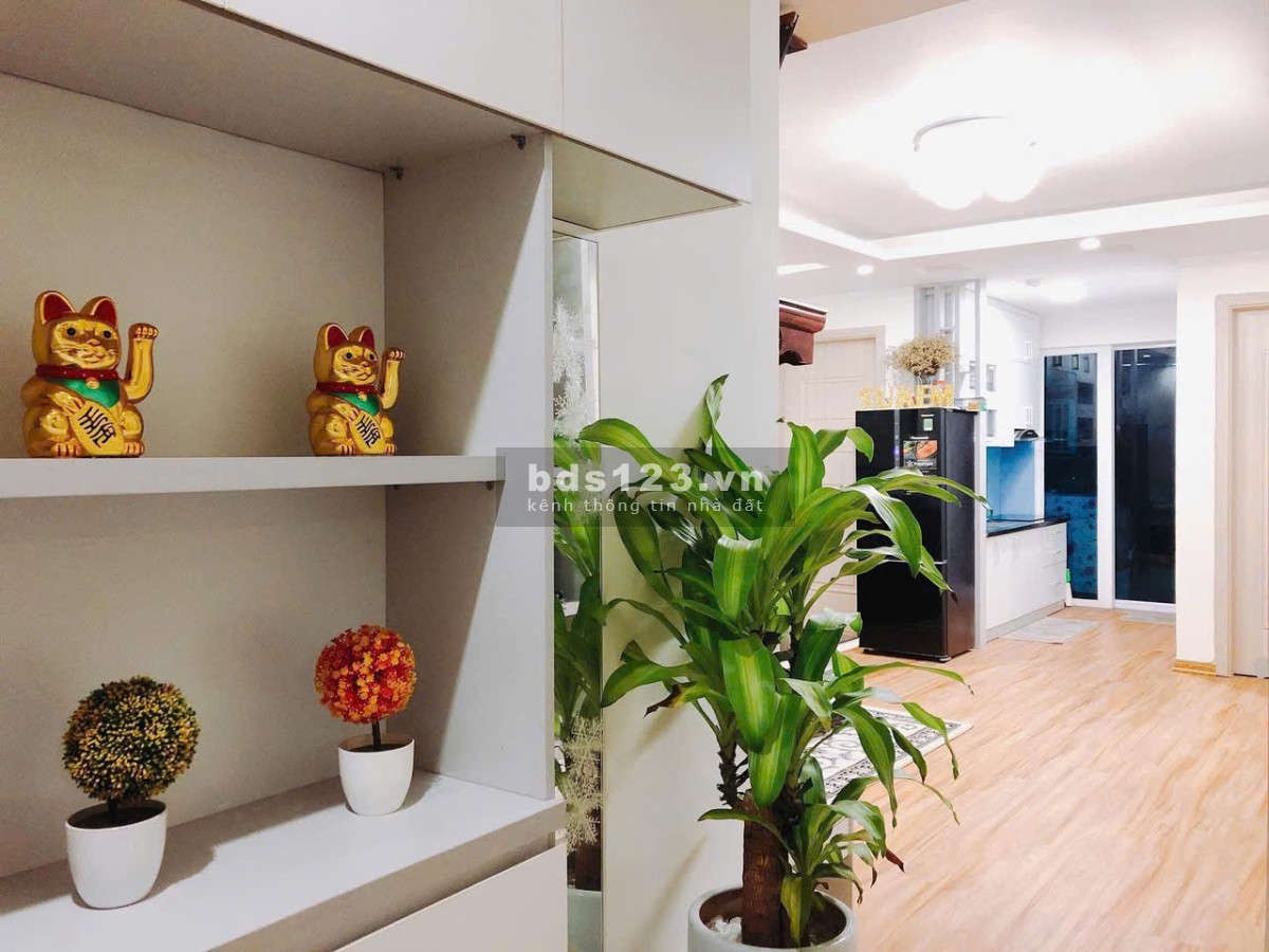 Chính chủ bán căn hộ TÒA RUBY CITY GIANG BIÊN: 69.5m2 - 2PN, 2WC