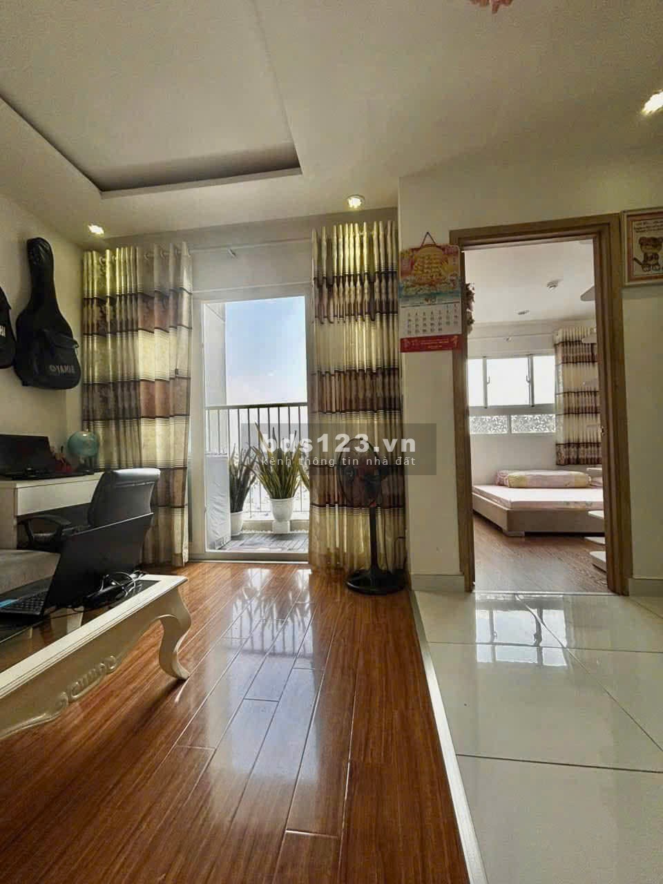 Cho thuê chung cư Hoa Sen, LẠc Long Quân, Q11: 115m2, 3p ngủ, nt, 14tr/th