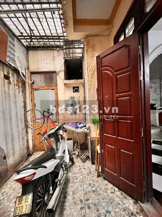 Bán nhà Đống Đa, diện tích sử dụng 52m Giá: 5.6 tỷ