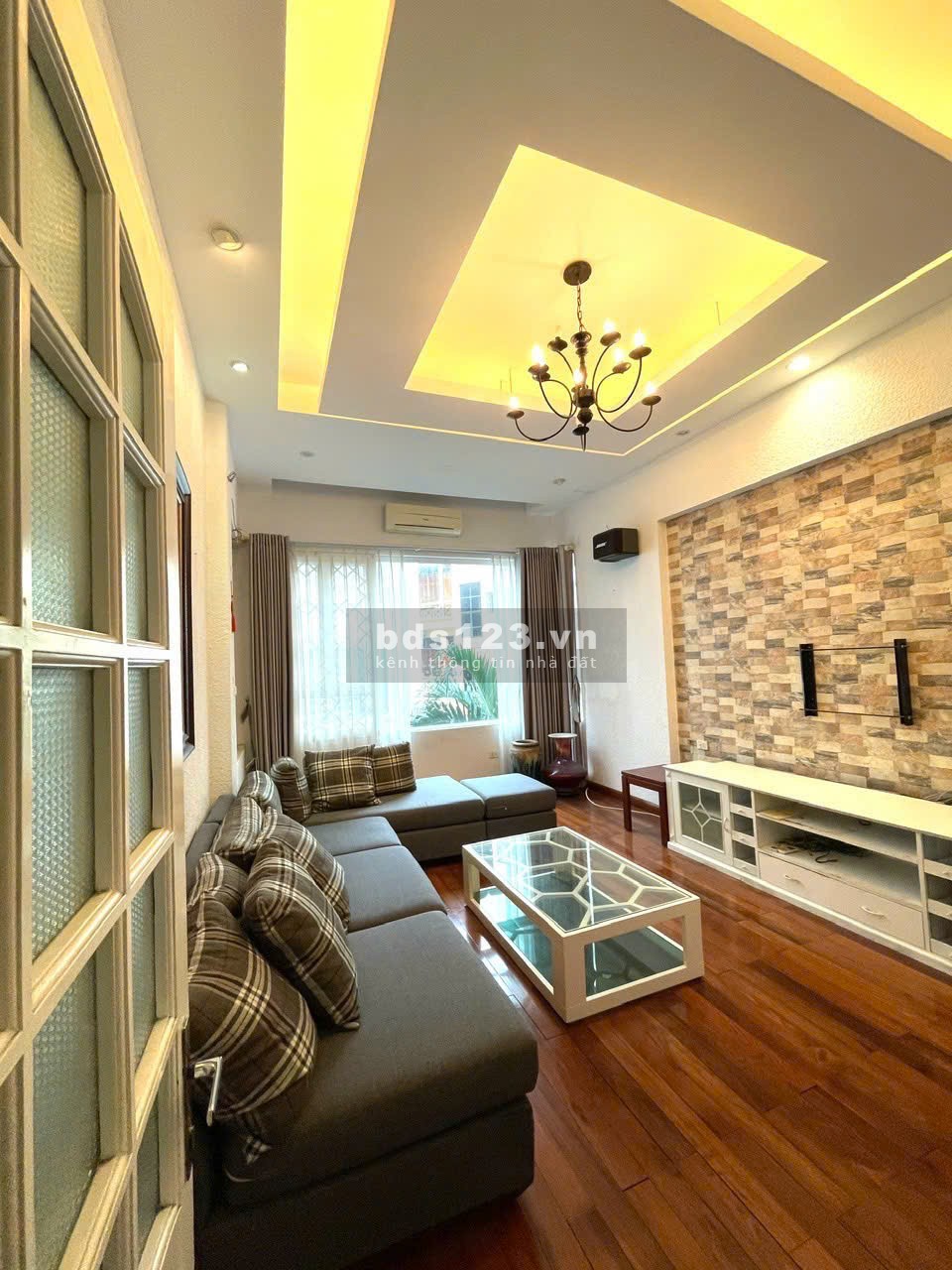 Nhà phân lô Nguyễn Chánh gần BIG C 60M 4,5 tầng 2 mặt thoáng, kinh doanh, văn phòng - 24 tỷ