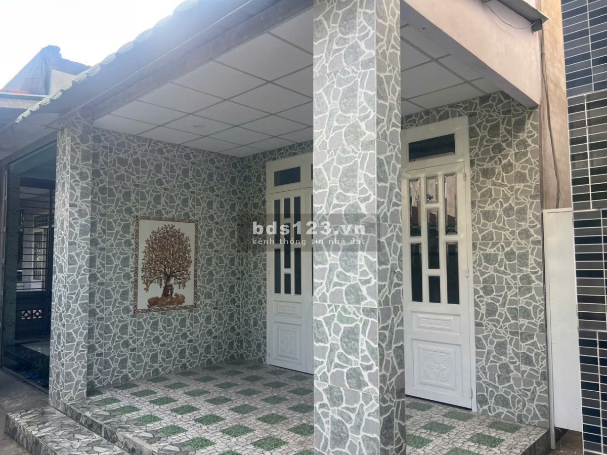 Nhà DT 97,5m2 giá rẻ nhất khu vực view sông SG-ngay nhà hàng Dìn Ký, dưới chân cầu Phú Long