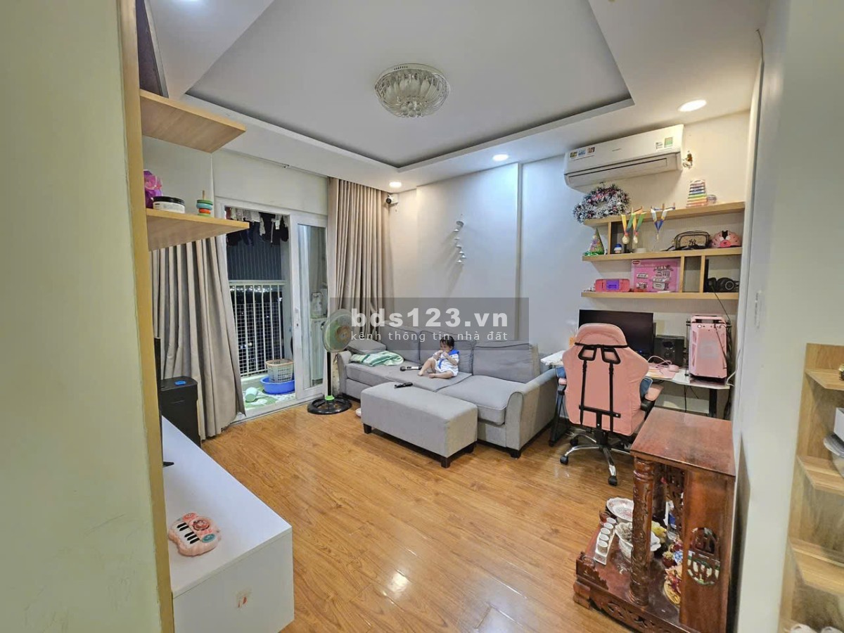 Cho thuê chung cư Tân Phước, Lý Thường Kiệt, Q11: 3p ngủ, nội thất, 15tr/th