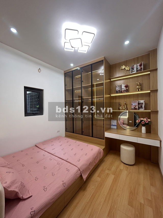 Bán nhà 40m2 tại ngõ 169 Hoàng Mai, 4 tầng, 5 PN, cực hiếm trung tâm quận Hoàng Mai