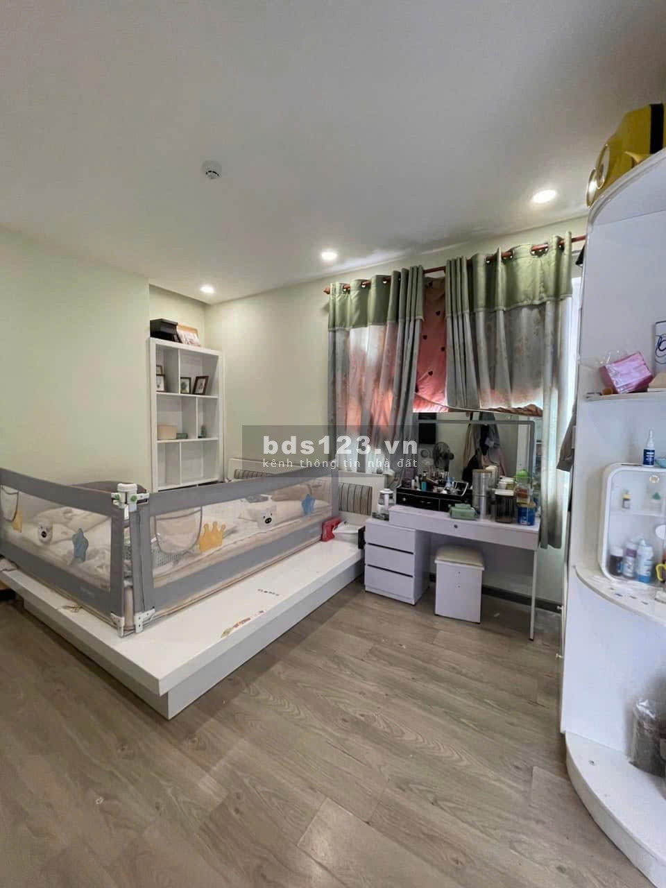 Cho thuê chung cư Ruby Garden, Nguyễn Sỹ Sách, P15, TB, 92m2, 2PN, 11tr