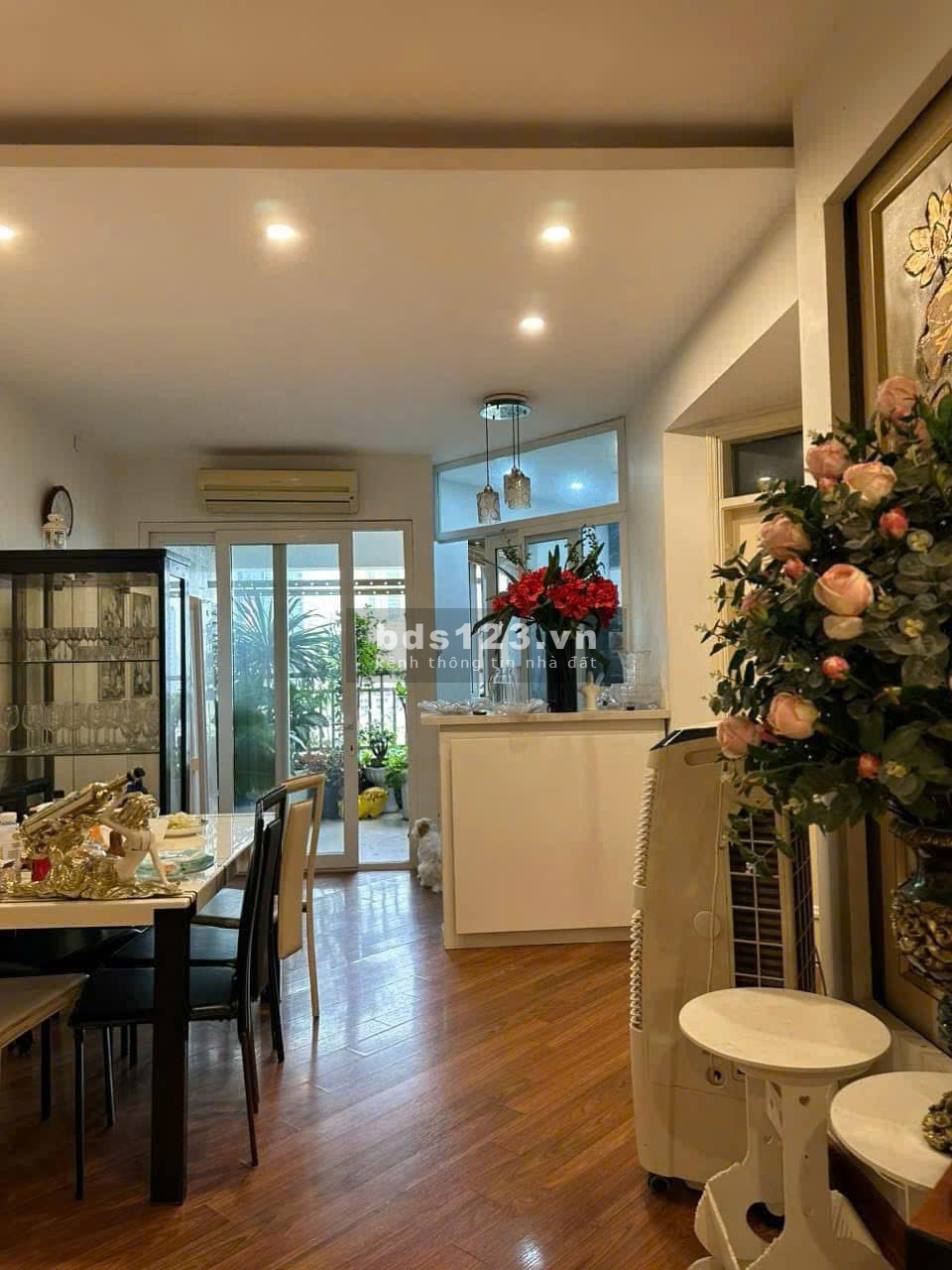 Căn 115m2, 3p ngủ, 2wc, C/C Carillon 1, Tân Bình 13tr/th, Nội thất.