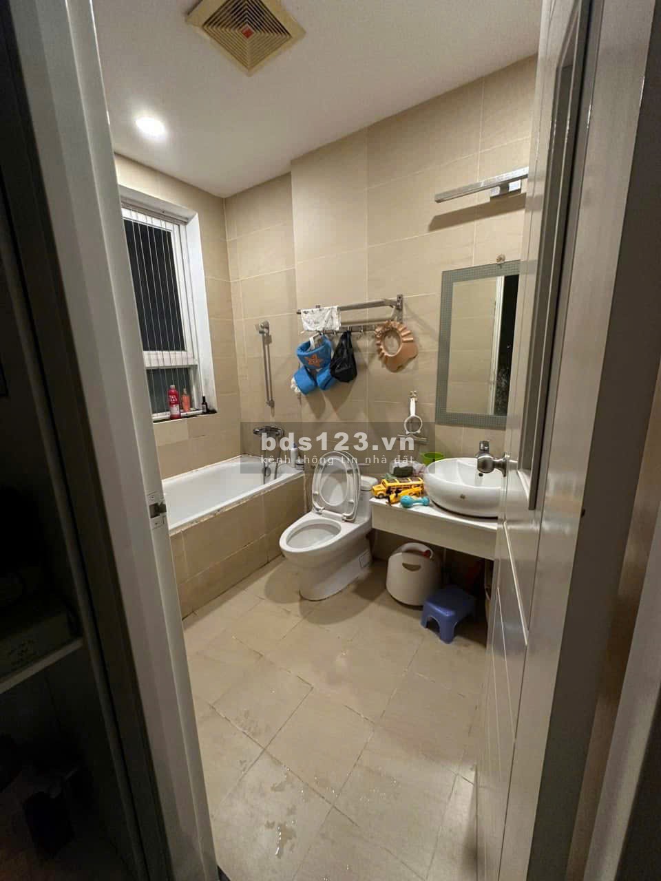 Cho thuê chung cư Ruby Garden, Nguyễn Sỹ Sách, P15, TB, 92m2, 2PN, 11tr