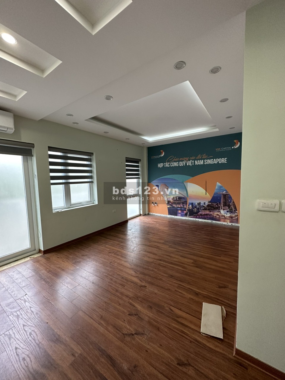 Cho thuê nhà VOV MỄ TRÌ - LƯƠNG THẾ VINH, 90m2 x 5T, MT:6m. Nhà mới 100%, đủ ĐH,NL,...