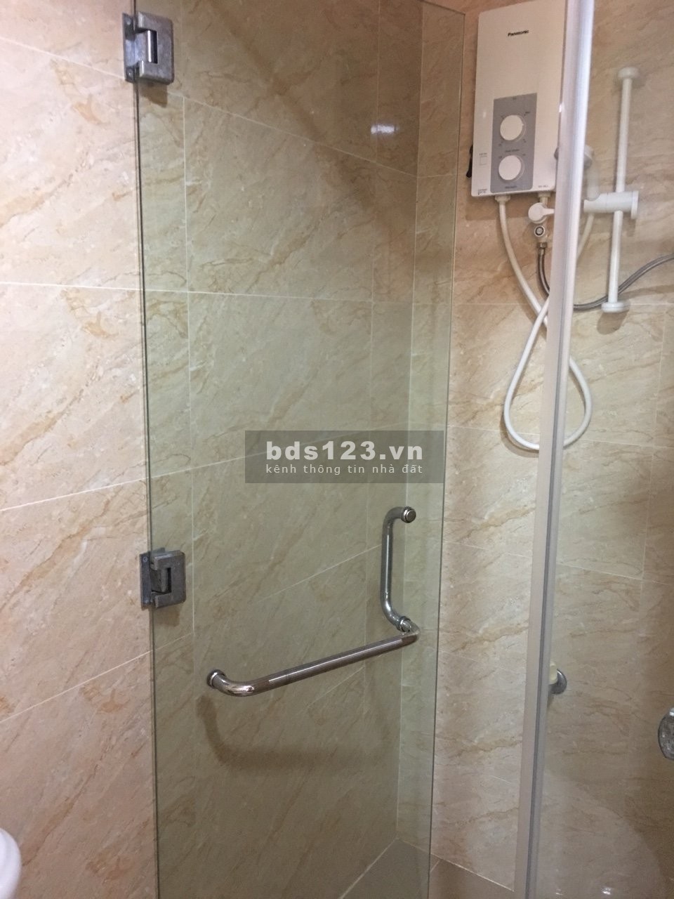 C/c Nguyễn Phúc Nguyên,P10, Quận 3: Rộng 110m2,3p ngủ,15tr/th