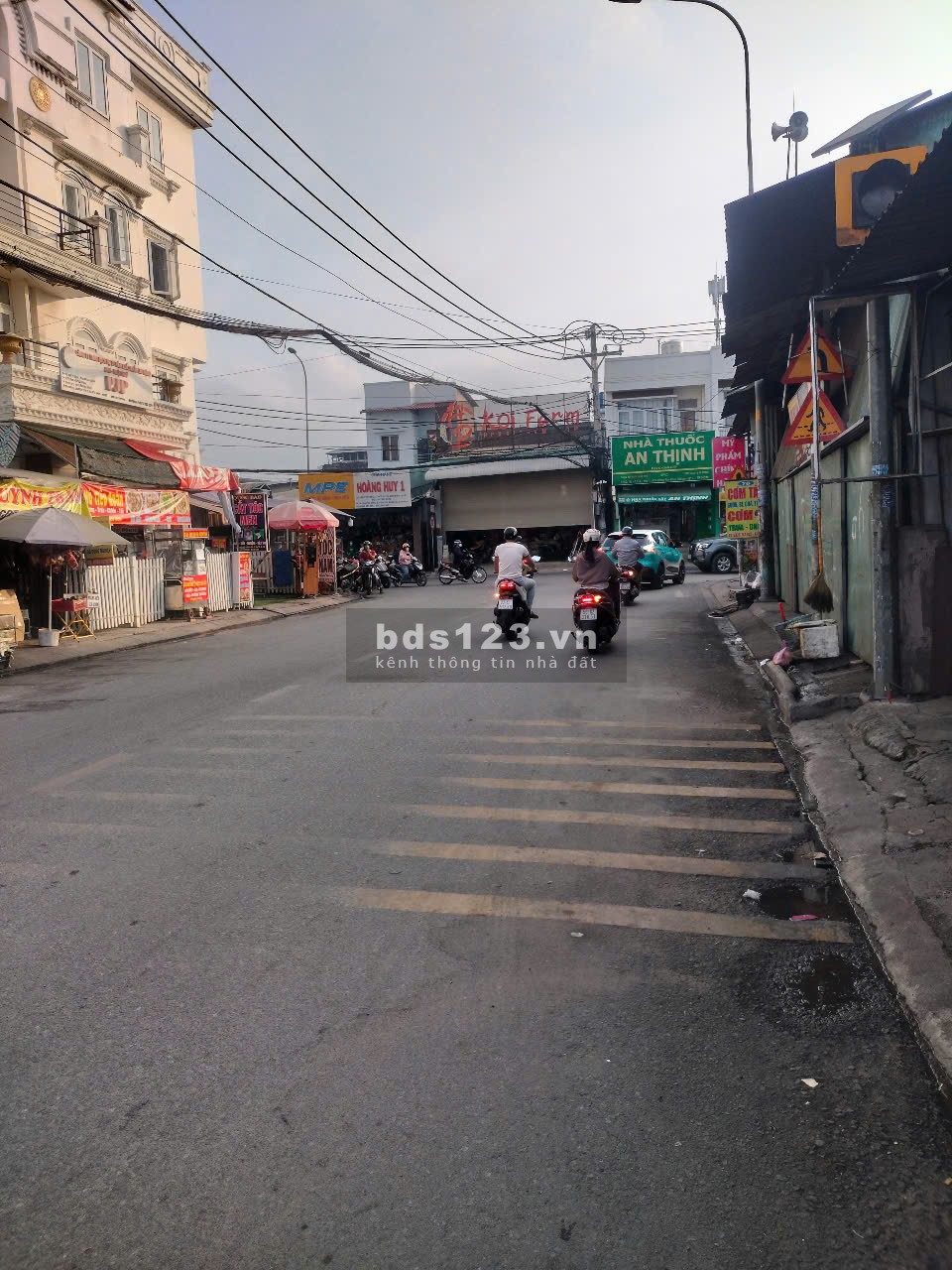 Bán nhà 3 tầng - 2 mặt tiền – Nhà mới đẹp - Quận 12, TP.HCM