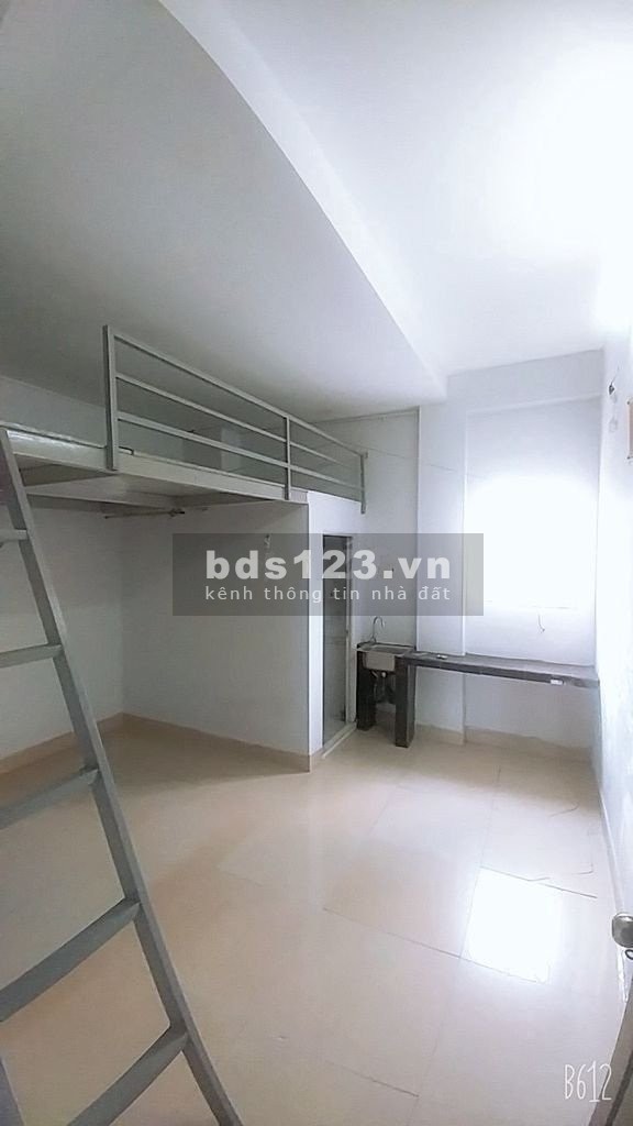 Cho thuê phòng trọ 14m² có gác lửng, ngay chợ Bà Chiểu – giá tốt, ở ngay!