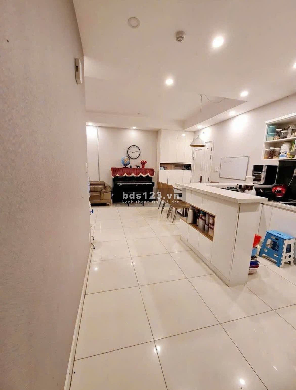 Chung cư Phúc Yên, 125m2, 3PN, 2WC, Full Nội thất, Căn Góc, Giá 12tr/tháng.