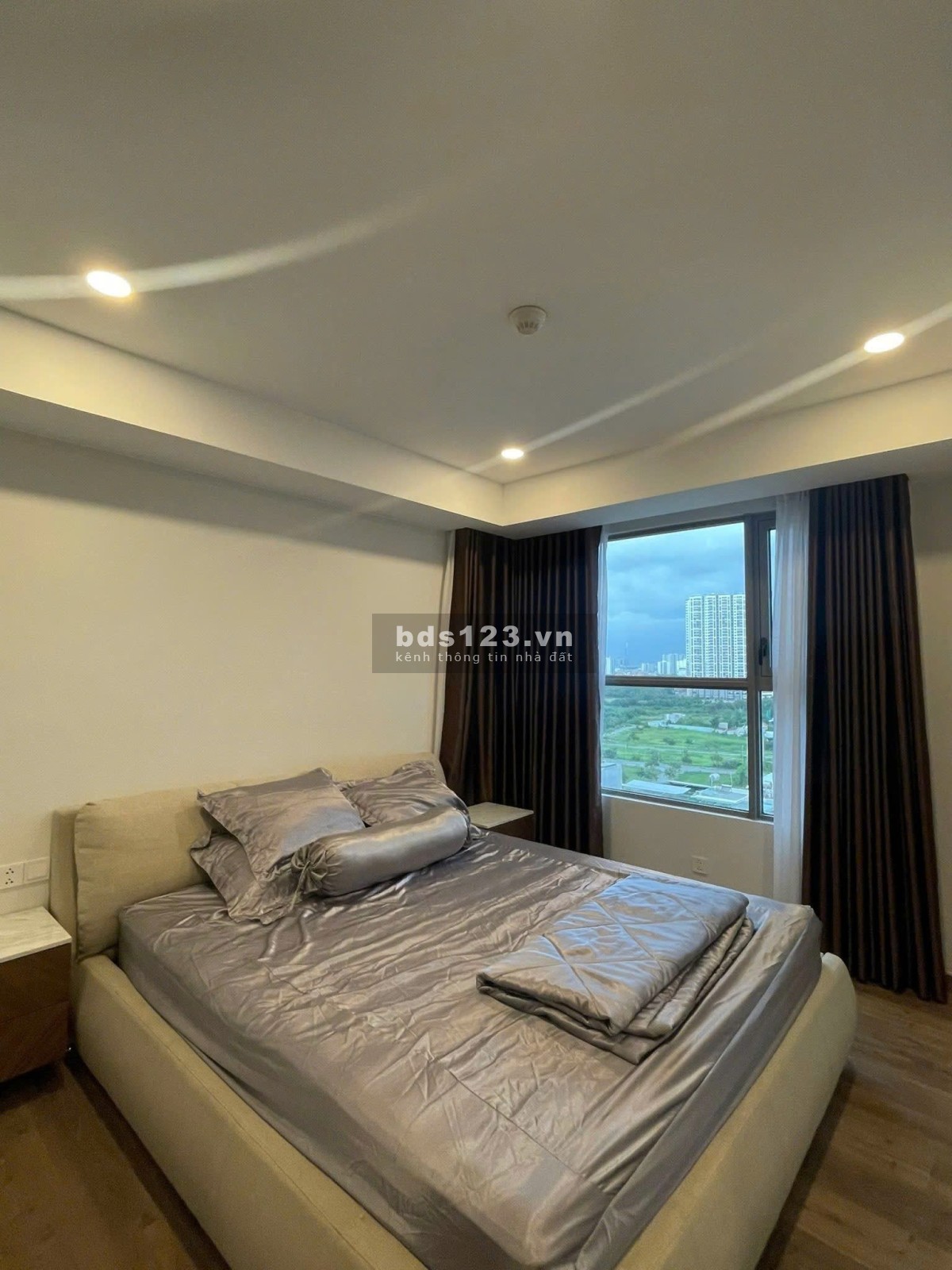 C/c Hà Đô Centrosa Cao Thắng, Q10: 90m2, 2 p ngủ, 2wc, giá 19tr