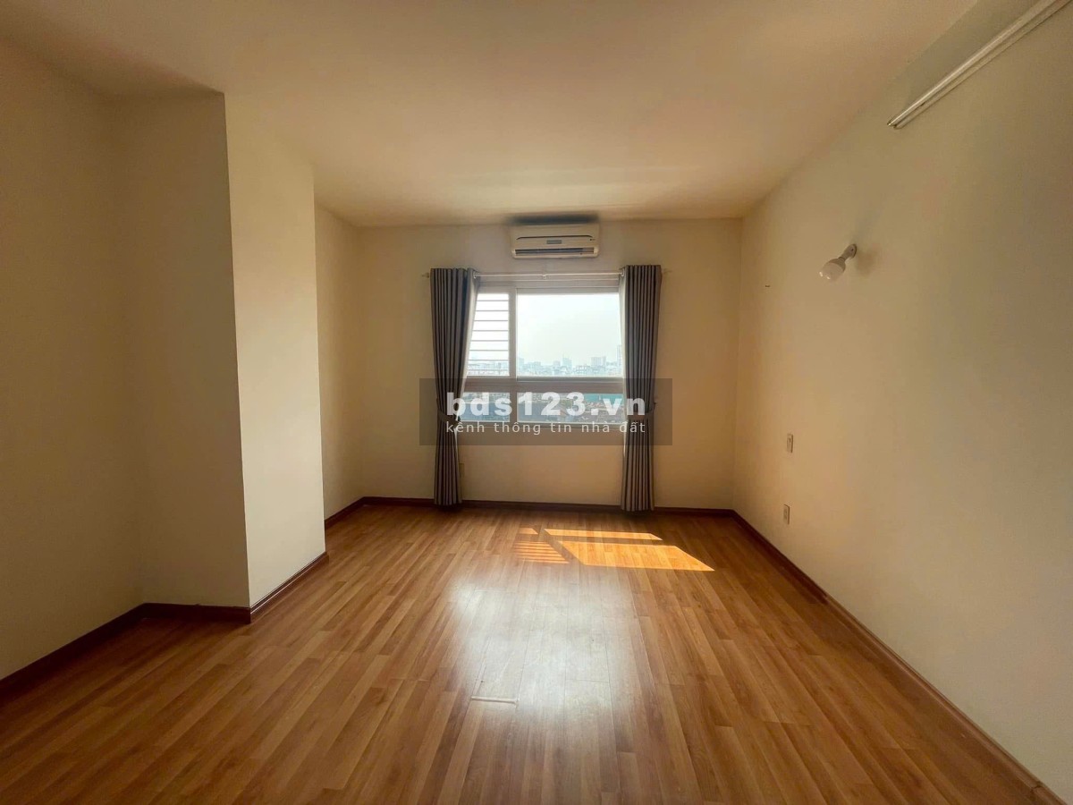Chung cư Satra, Phan Đăng Lưu, PN: 117m2, 3p ngủ rộng, 2wc, 19tr/tháng.