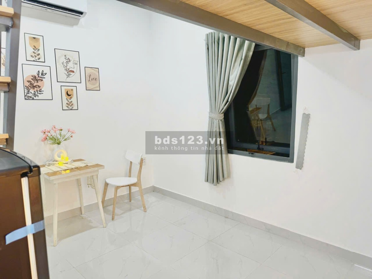 Phòng có gác, cửa sổ trời siêu thoáng, full nội thất
