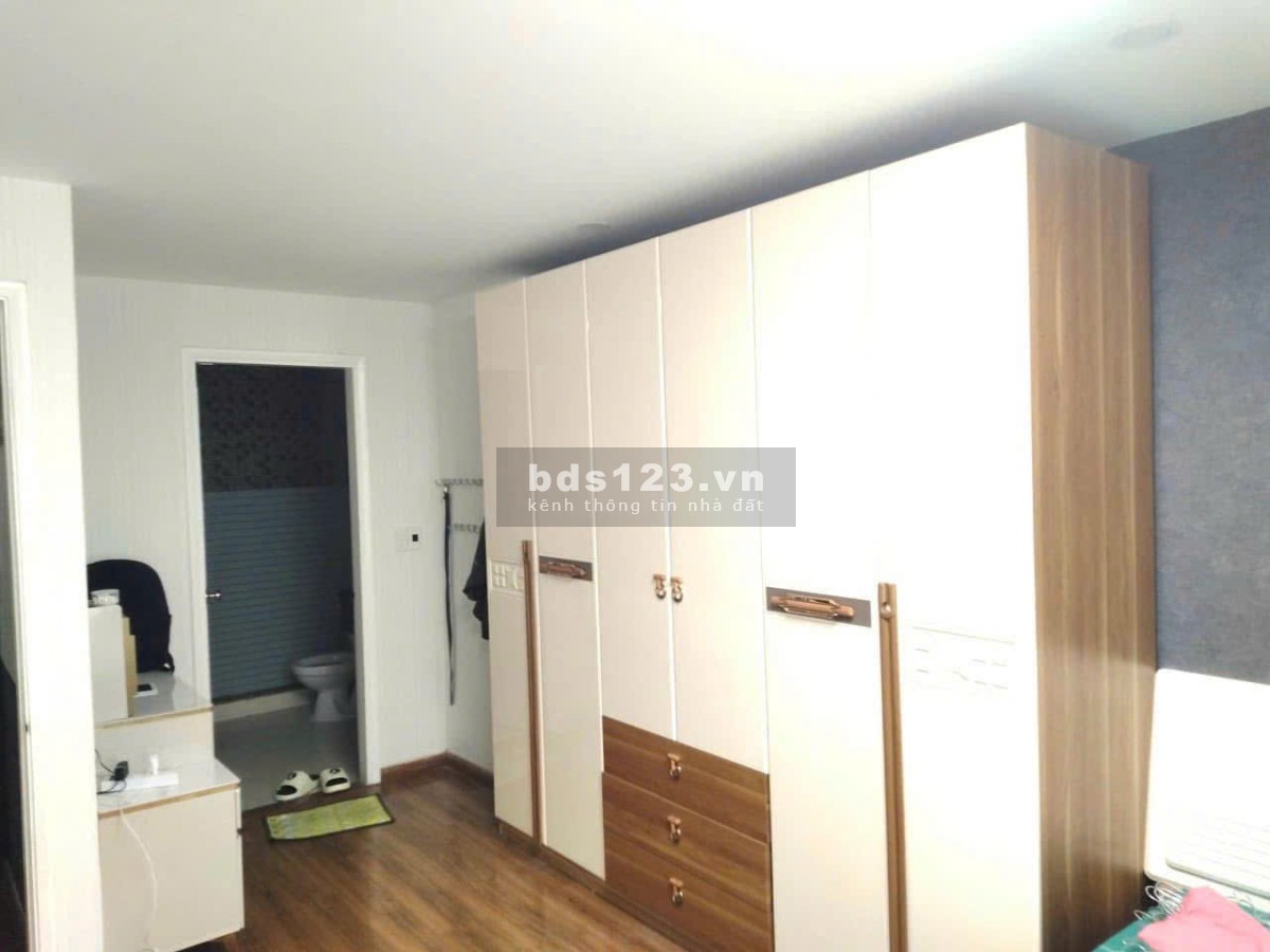 Chung cư Hoa Sen, Lac Long Quân, Q11: 115m2, 3p ngủ, nt, 14tr/th