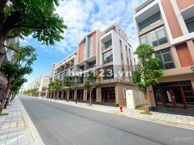 GIÁ SỐC! Căn Vịnh Tây VT4-36 Diện tích 68m2 giá 8,3 tỷ ngay chân chung cư với CHIẾT KHẤU cực sâu.