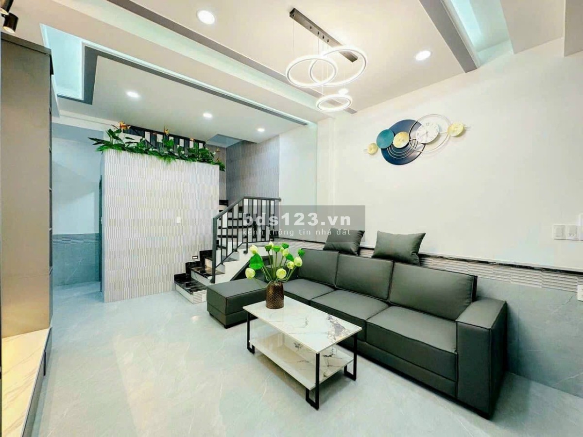 Cần tiền bán nhanh nhà đường hẻm Nguyễn Văn Luông, Quận 6, 55m2, 2 tỷ 180 triệu