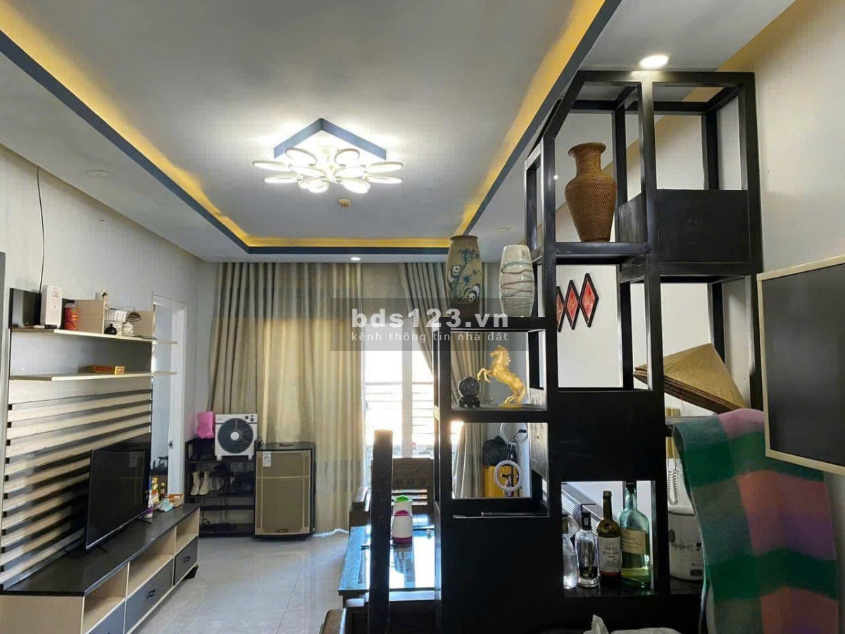 Chung cư Ông Ích Khiêm, P5, Q11: 14tr/tháng, 3p ngủ, nội thất 120m2