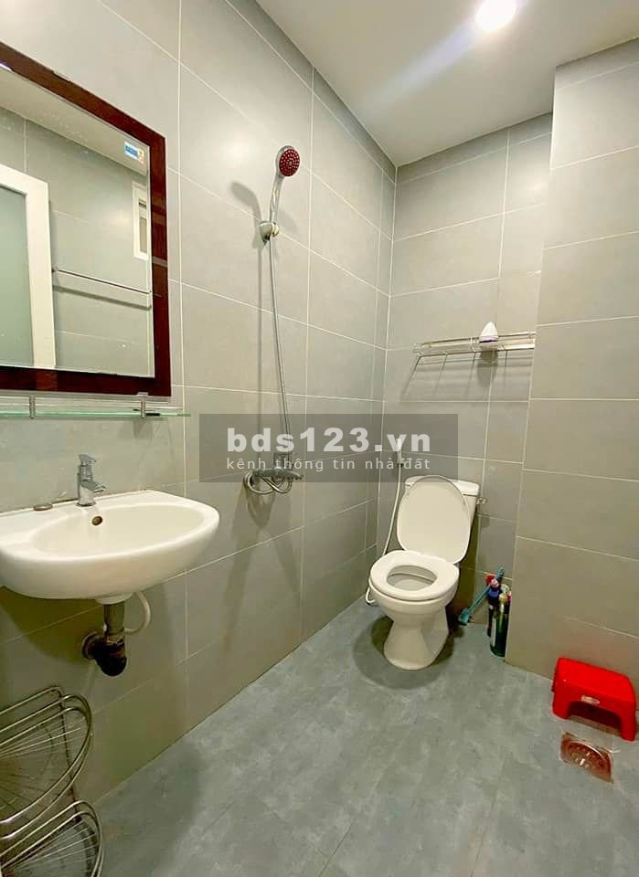 Kẹt tiền ngân hàng bán nhanh nhà đường Ung Văn Khiêm, Bình Thạnh, 54m2, 2 tỷ 560 triệu,