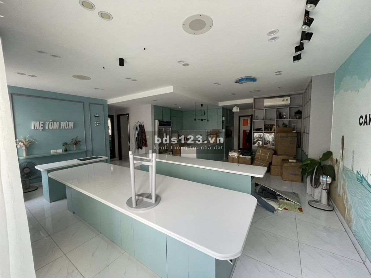 Bán căn hộ chung cư Homeland - Lô góc 92M² - View đẹp - Gía 4.8 tỷ