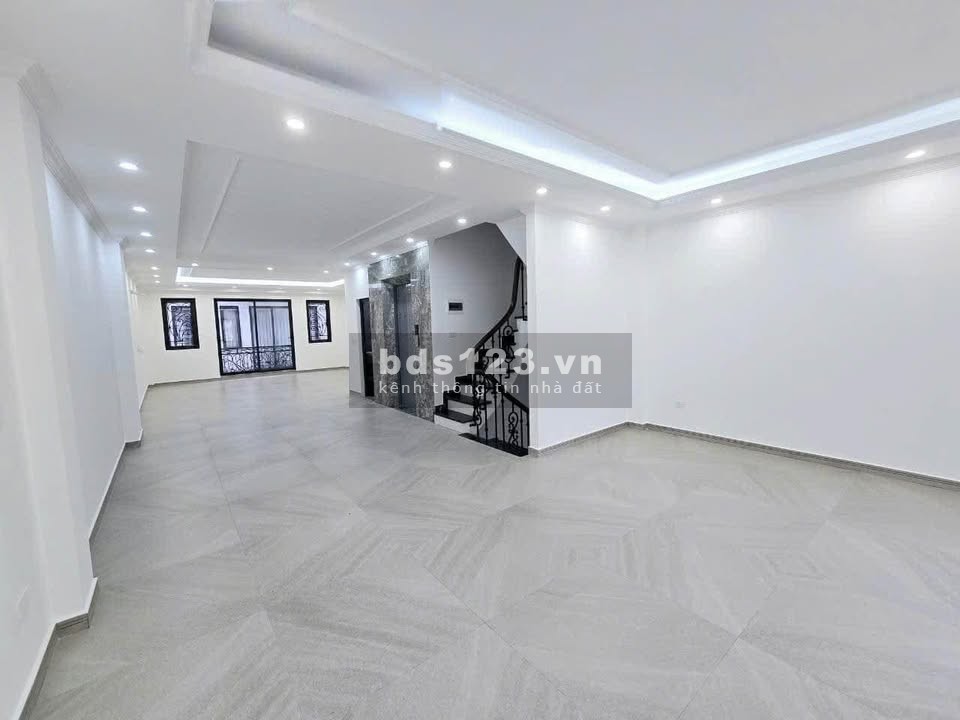 Nhà mới Trung Phụng - Thang máy - Ô tô đỗ gần - Chỉ nhỉnh 7 tỷ