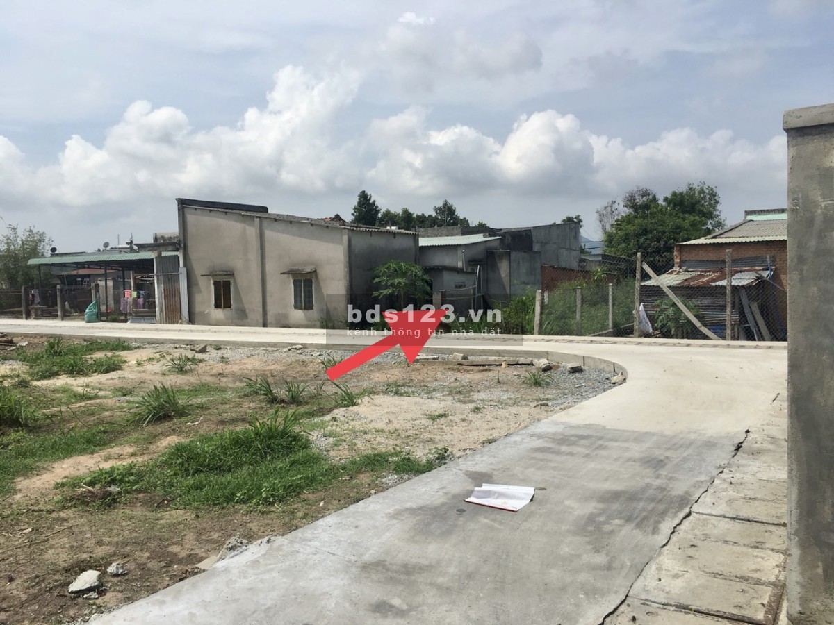 Chính chủ cần bán lô đất 236 m có 150 m thổ cư