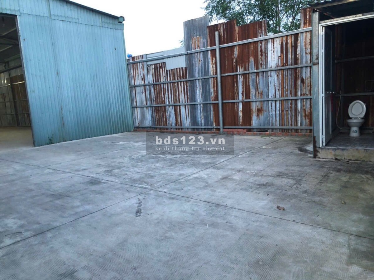 Cho thuê kho xưởng 400m2 - 800m2 gần đường Nguyễn Duy Trinh, Phú Hữu, Quận 9.